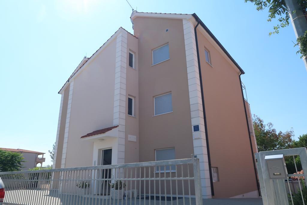 Villa Sunshine Трогир Экстерьер фото